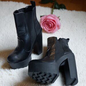 JustFab Black Platform Ankle Boots